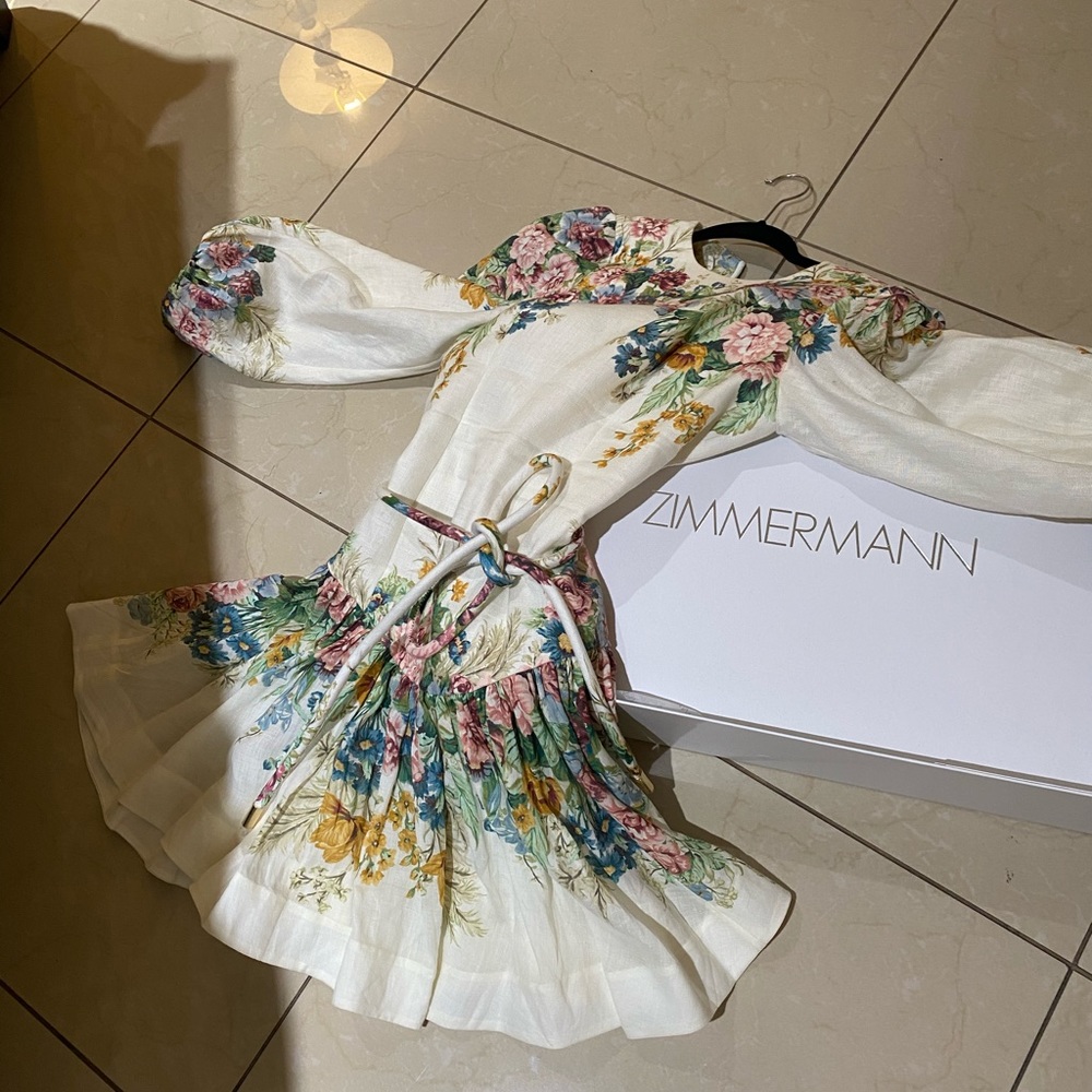 Zimmerman dress size 1 (6-8)
